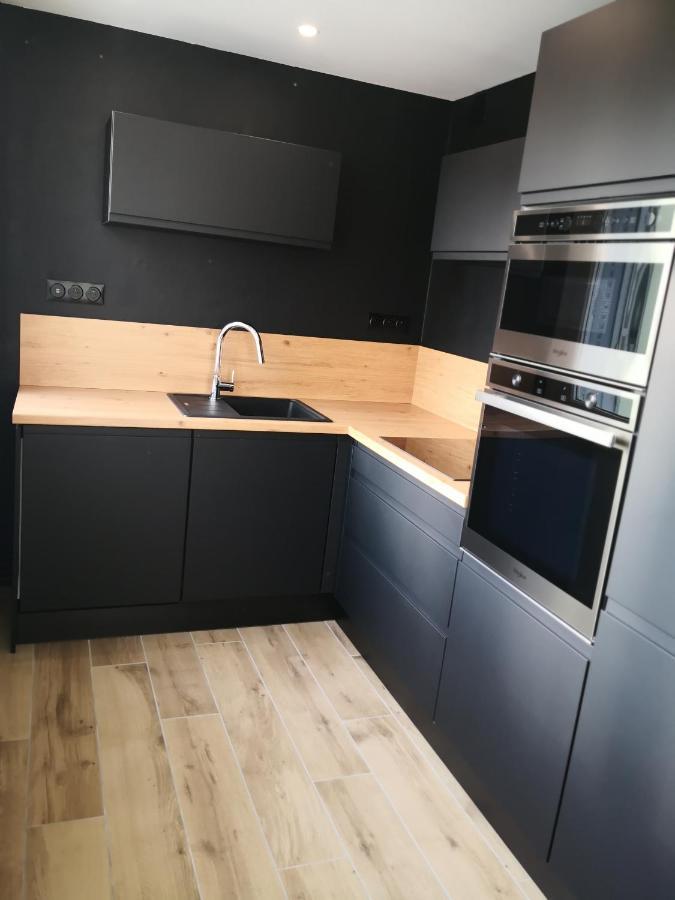 Studio Moderne, Place Parking Prive, Emplacement Ideal A 100 M Du Lac. Annecy Exterior foto